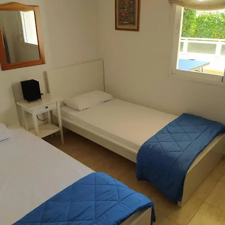 Apartment Gran Terraza, Jardin Privado, Piscina, Playa Cercana, Wifi 300mb, Netflix Tarragona